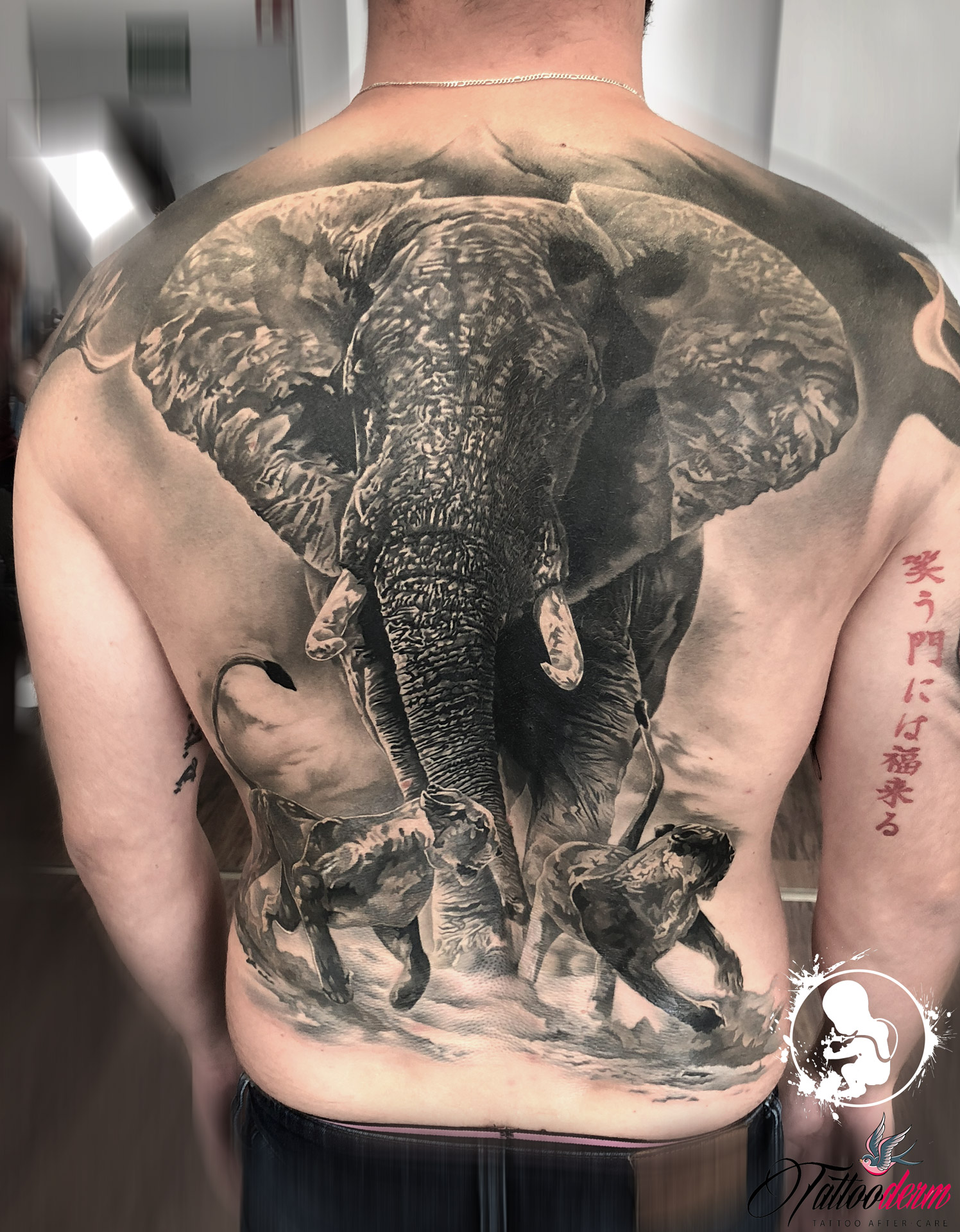 Elephant | Thomas | Newborn Tattoo Wolfratshausen